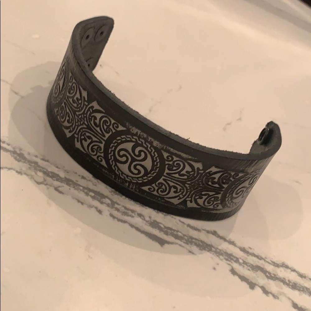 Leather bracelet - Picture 4 of 7